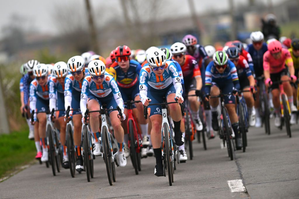 DE PANNE BELGIUM MARCH 21 Abi Smith of The United Kingdom and Team dsmfirmenich PostNL competes during the 7th Womens Classic BruggeDe Panne 2024 a 155km one day race from Brugge to De Panne on March 21 2024 in De Panne Belgium Photo by Luc ClaessenGetty Images