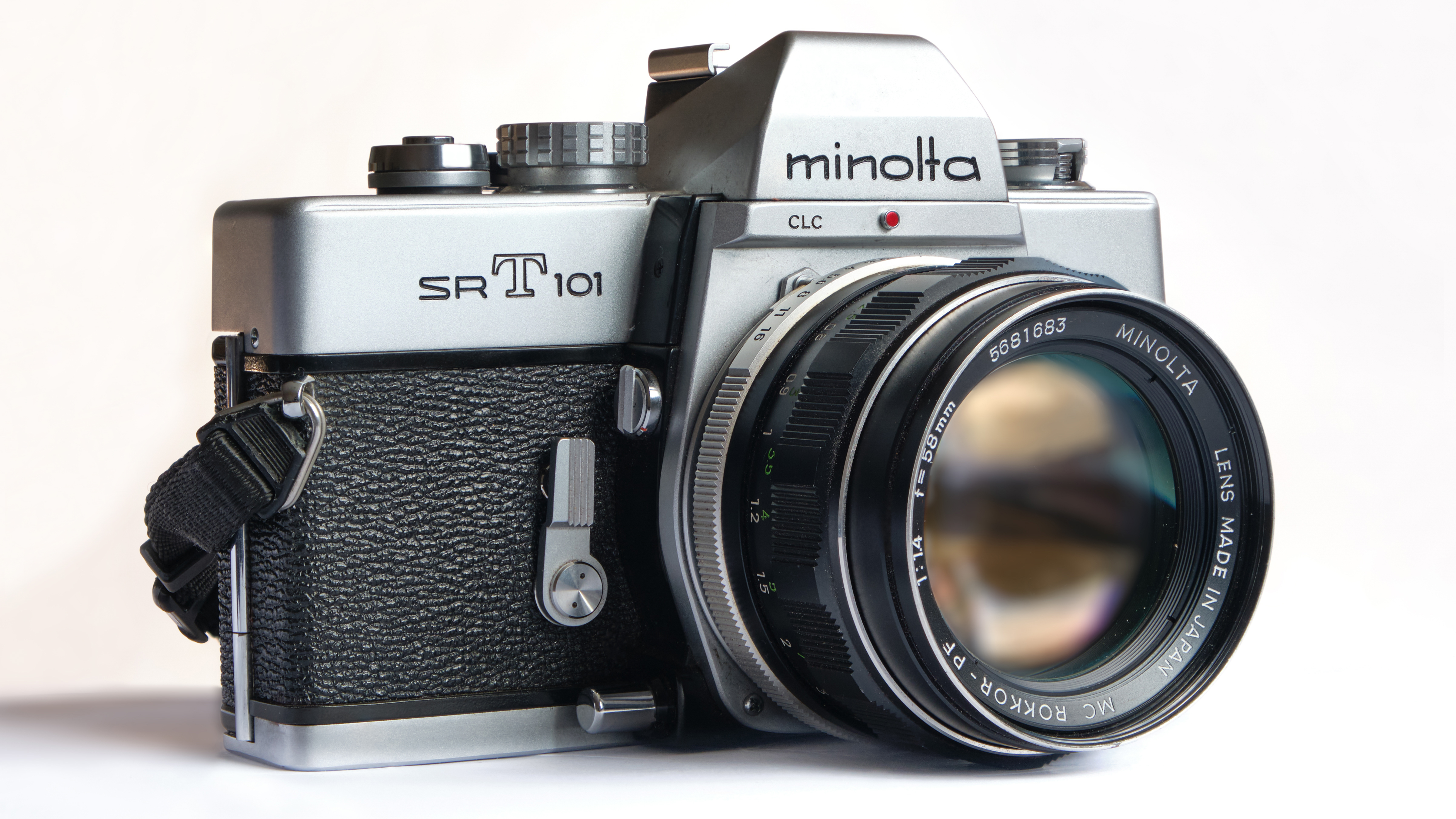 Minolta SR-T 101 SLR camera