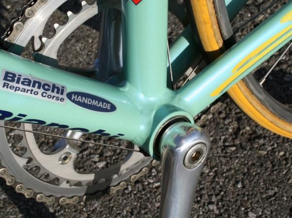 The bottom bracket area on Pantani's bike highlights the technology of the day with a standard Italian-threaded shell surrounding a square-taper bottom bracket.