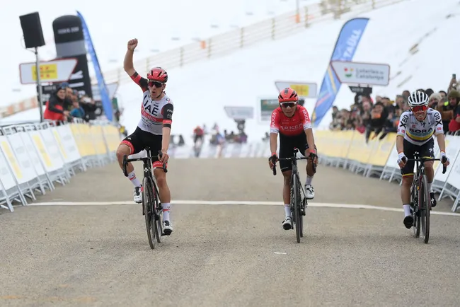 Joao Almeida vince a Boi Taull (foto David Ramos/Getty Images)