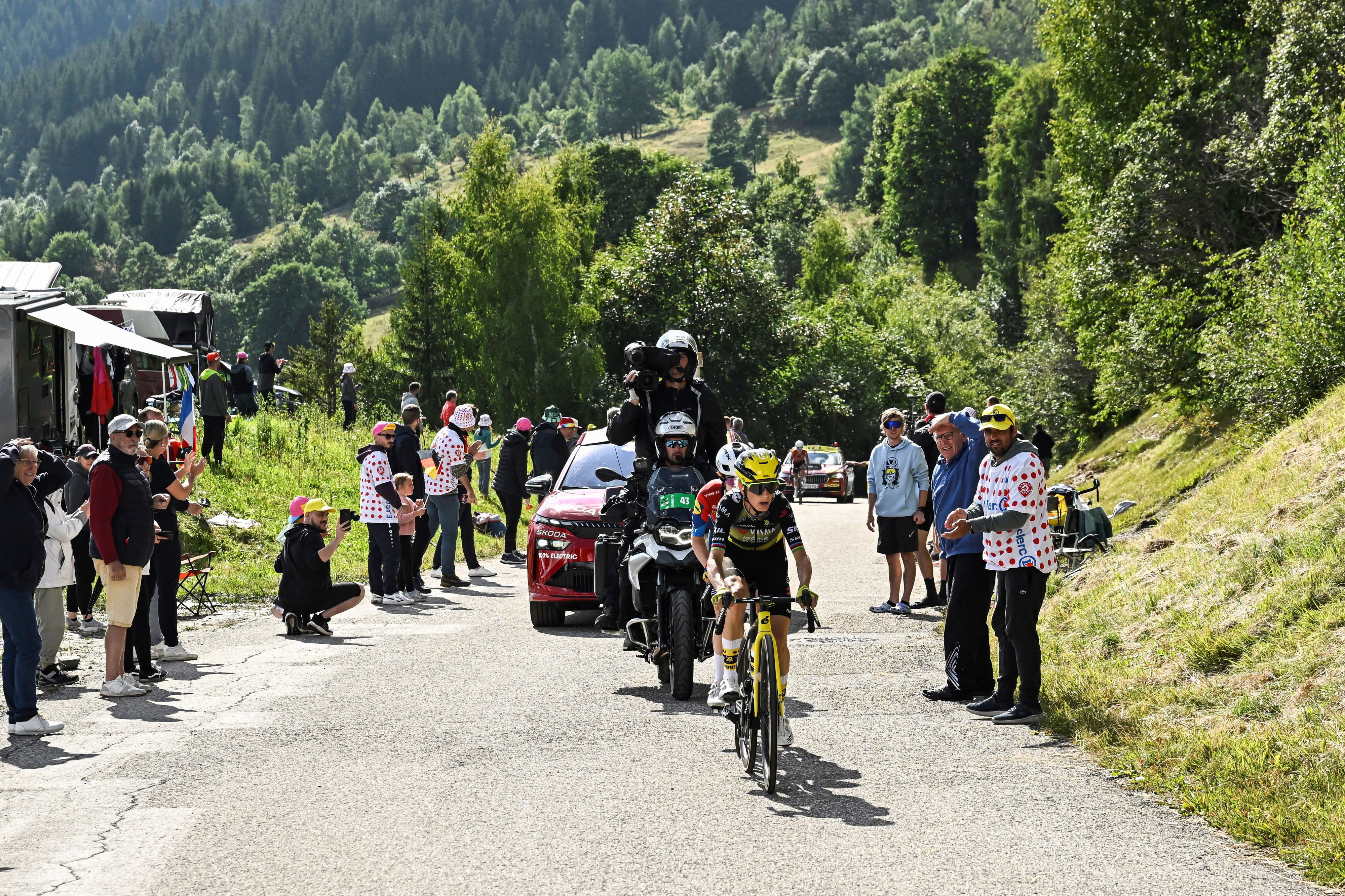 Tour de France Femmes stage 8 LIVE - Ferrand-Prévot solo on Col de la Madeleine 