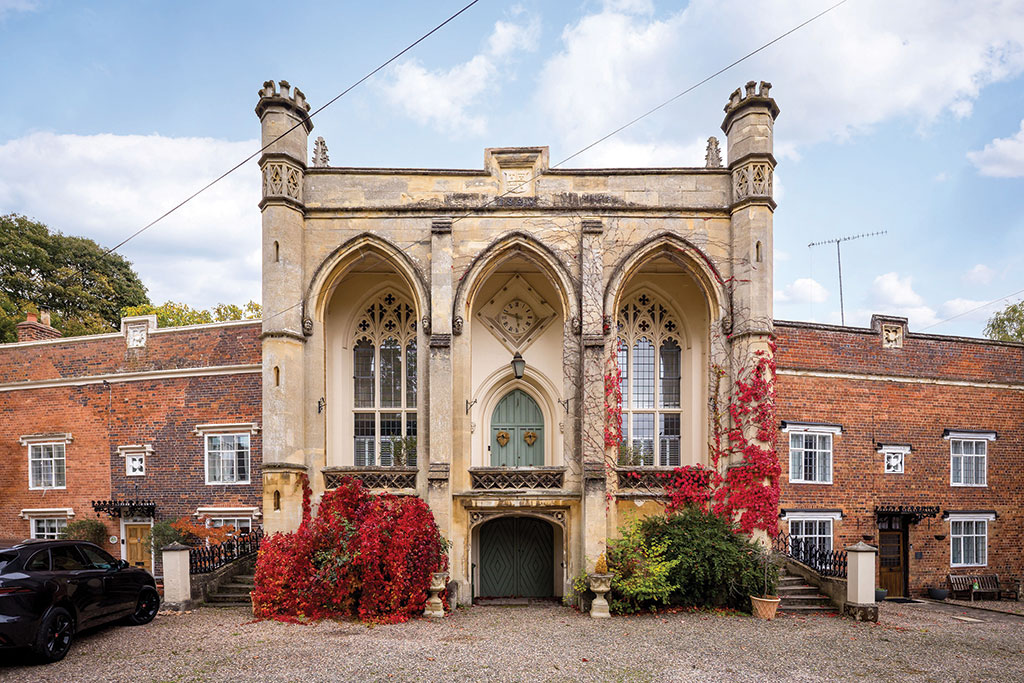 House for sale for around &pound;500,000: The Court House, Wolverley Village, Wolverley, Kidderminster, Worcestershire. 
