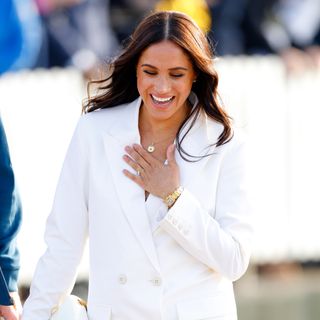 Meghan Markle with a natural manicure at the Invictus Games 2022