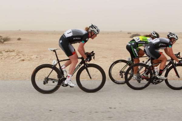 Defending champion Ellen van Dijk (Specialized - lululemon) in the break