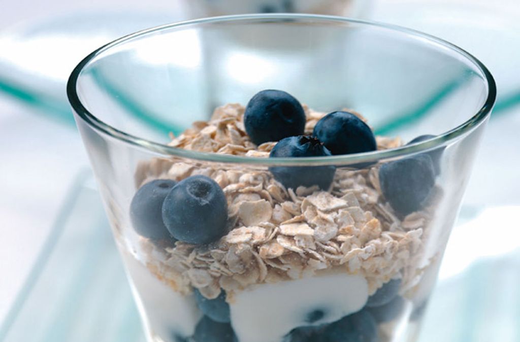 Toasted oats and yogurt Breakfast Recipes GoodtoKnow