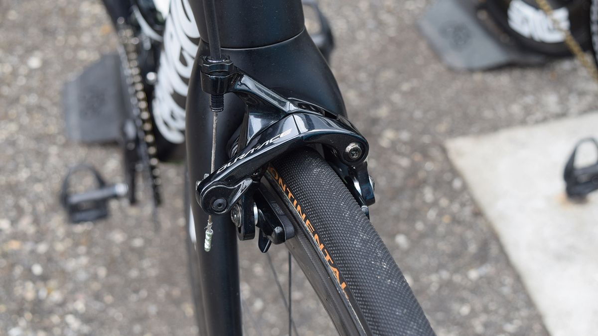 ENVE provides Dimension Data with carbon-specific brake pads to be used with their wheels