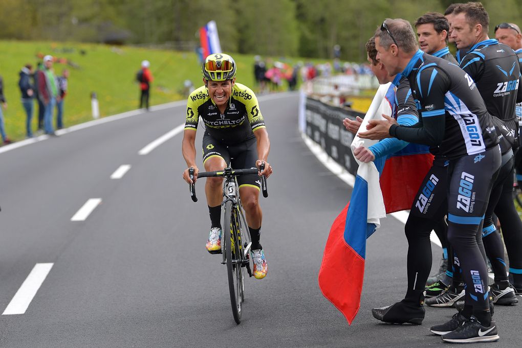 Esteban Chaves rides to second place during stage 17 at the Giro
