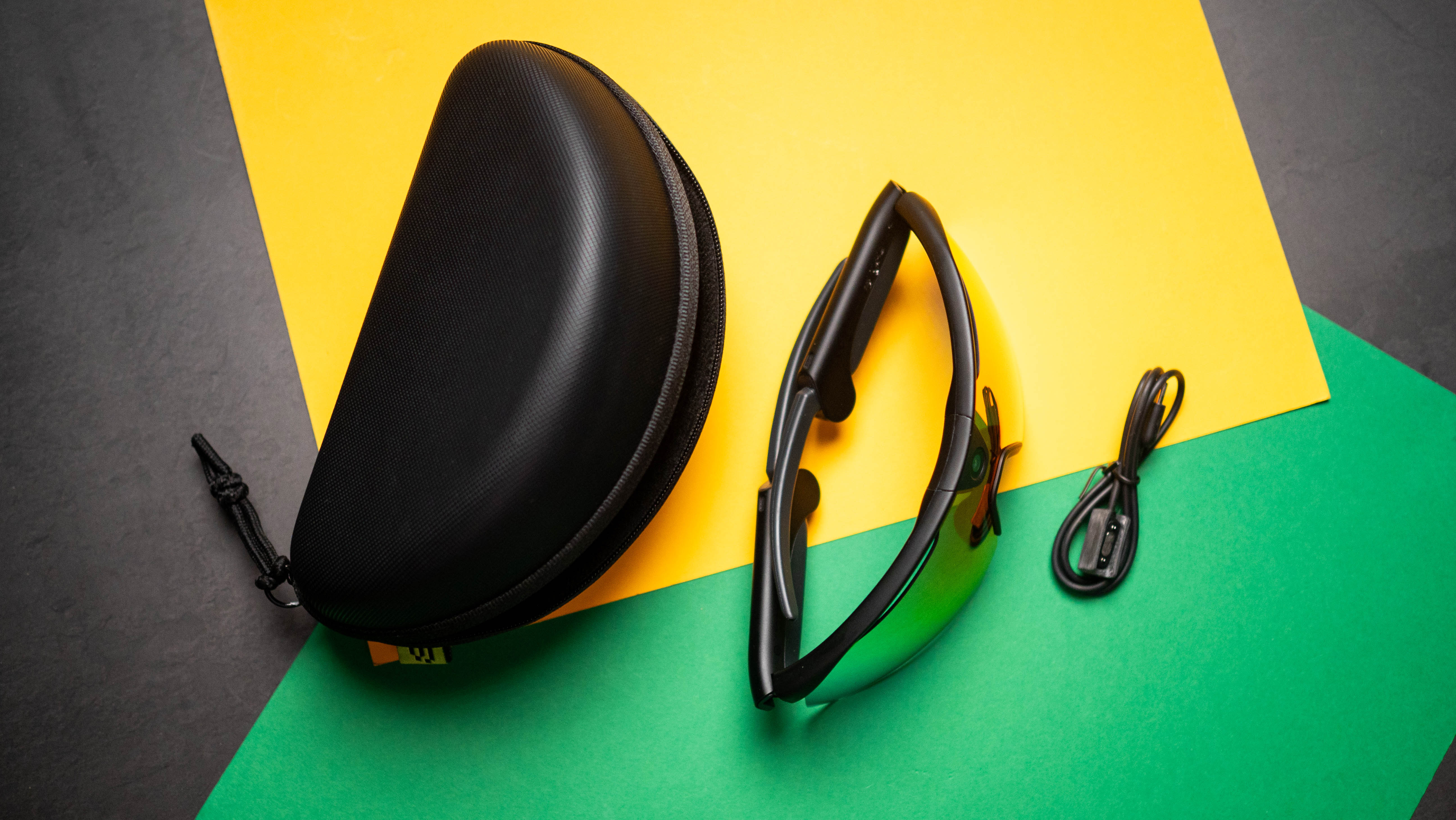 BleeqUp Ranger smart glasses