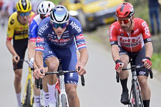 Dwars door Vlaanderen 2022 - 76th Edition - Roeselare - Waregem 183,7 km - 30/03/2022 - Mathieu Van Der Poel (NED - Alpecin - Fenix) - photo Peter De Voecht/PN/SprintCyclingAgencyÂ©2022