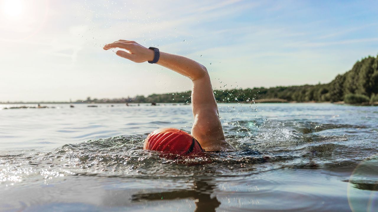 Fitbit Charge worn swimming