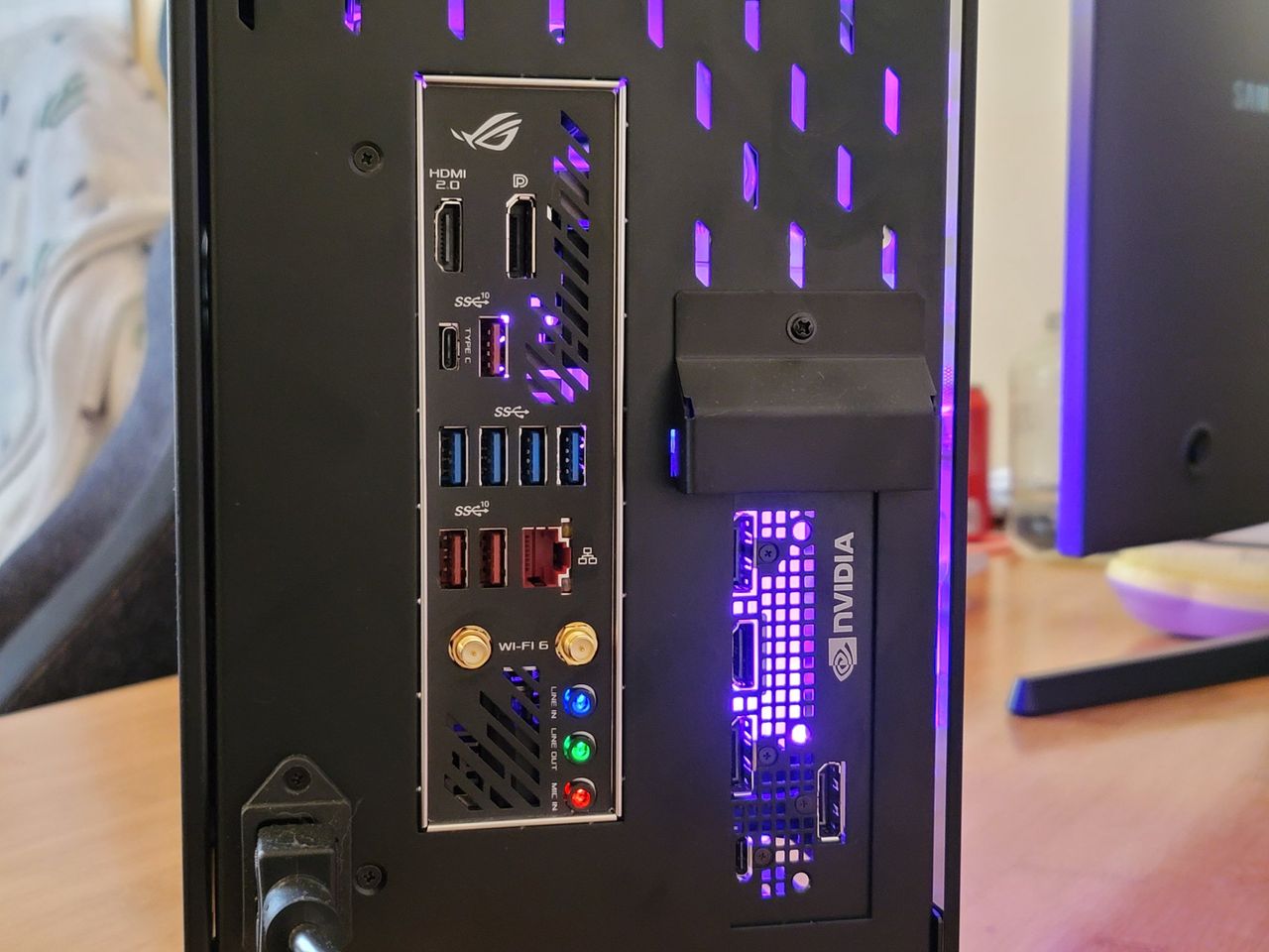 Maingear Turbo Rear