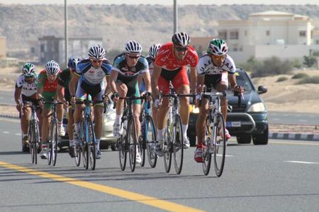 A breakaway group gets an advantage