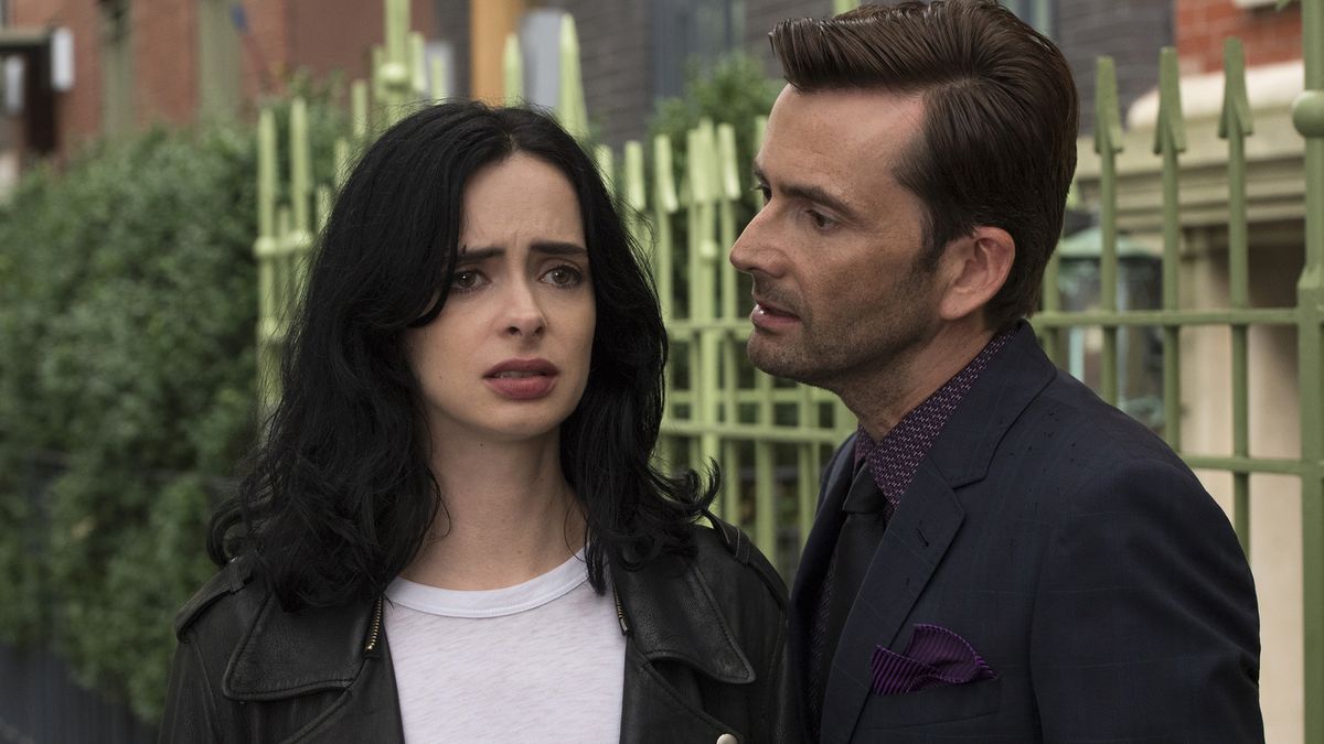 Krysten Ritter and David Tennant in Jessica Jones