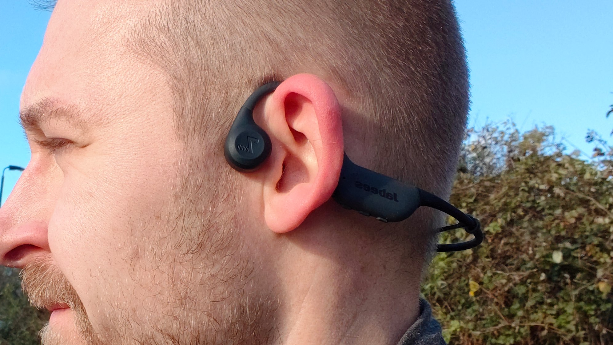 Jabees 7Seven Swimming headphones