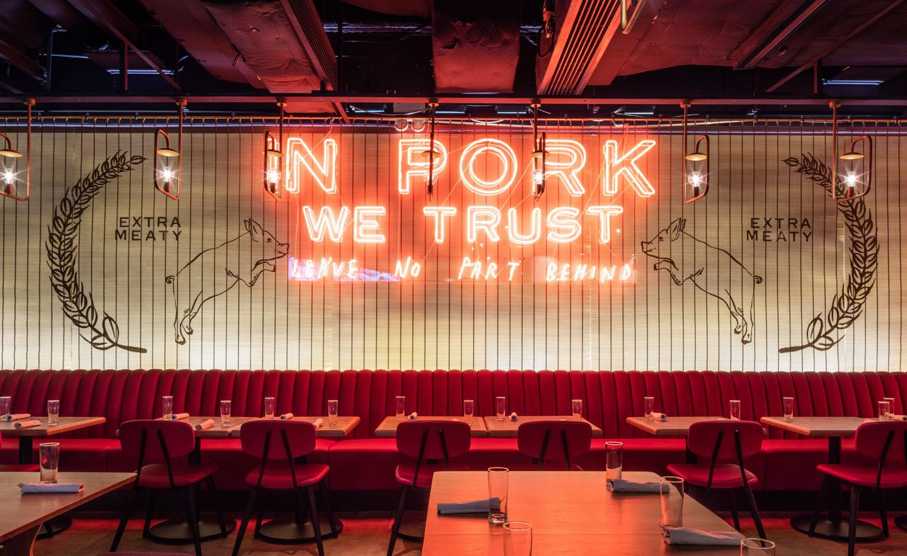 Hong Kong neon light &quot;The Fat Pig&quot; by Tom Aikens