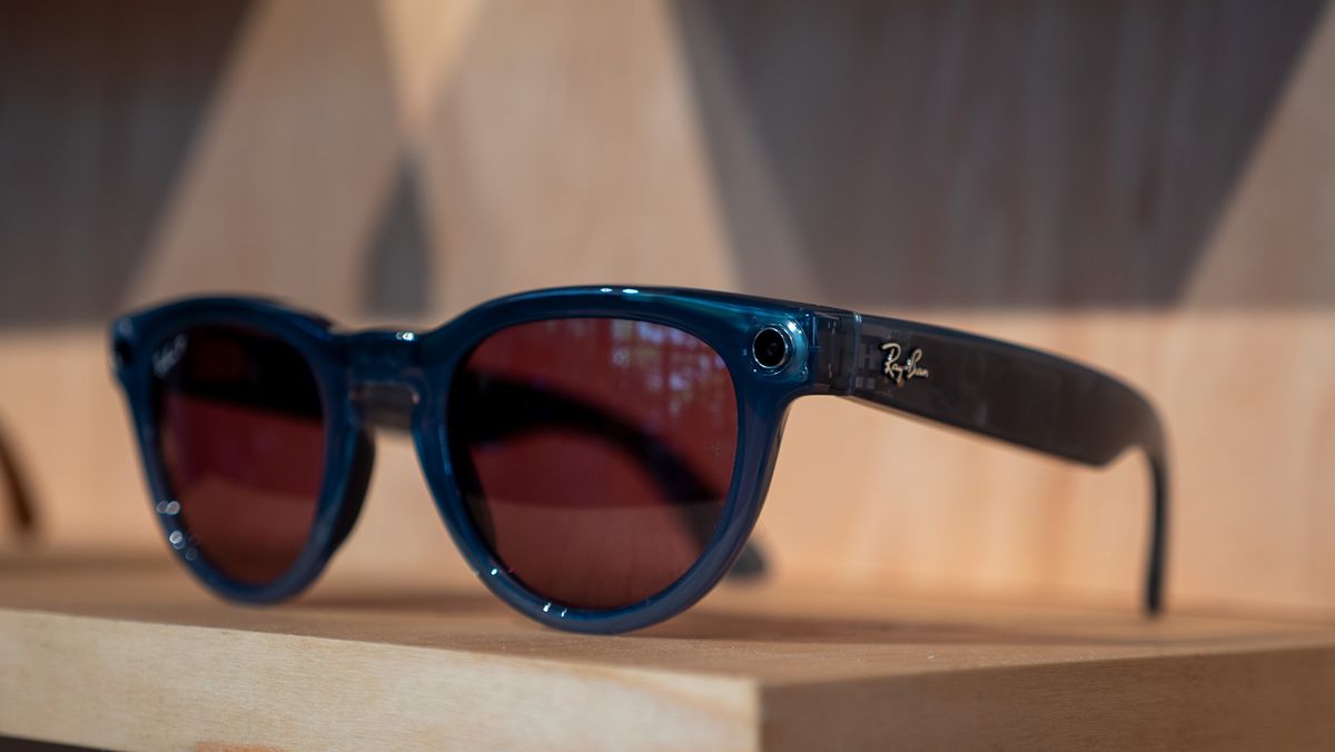 The new wider camera on Ray-Ban Meta smart glasses