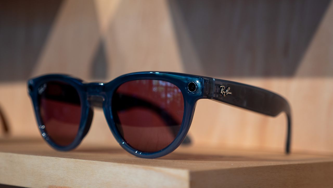 The new wider camera on Ray-Ban Meta smart glasses