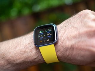 Fitbit versa hot sale 2 usa