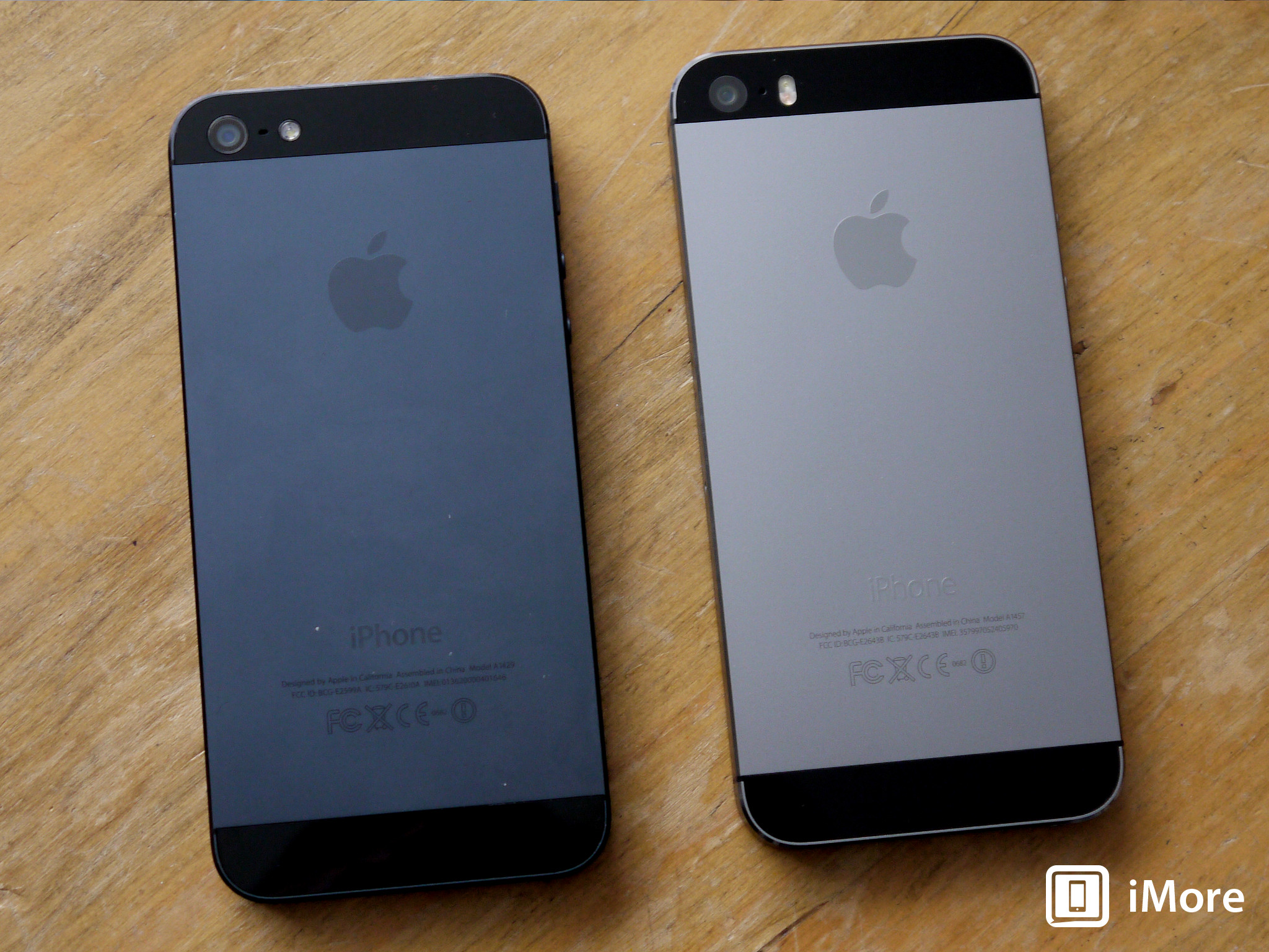 The difference between the Space Gray iPhone 5s and the black iPhone 5