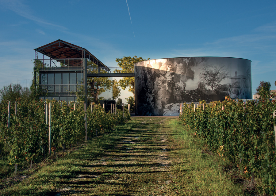 Ch&amp;acirc;teau La Grace Dieu des Prieurs