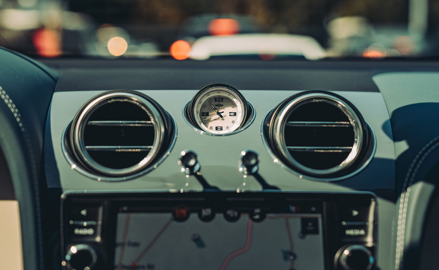 Bentley Bentayga Hybrid control panel
