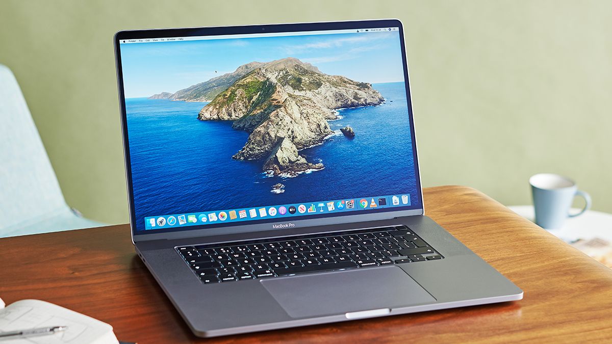 Apple may have a 14-inch MacBook Pro coming later this year, Kuo