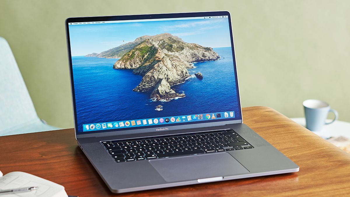 Apple may have a 14-inch MacBook Pro coming later this year, Kuo ...