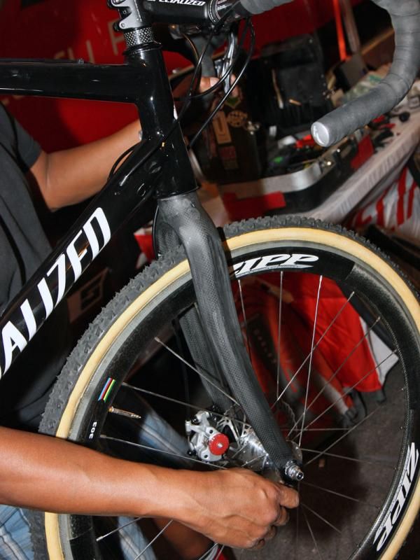 Specialized doesn't make its own disc brake-compatible carbon 'cross fork just yet so team rider Todd Wells is playing with a Ritchey fork for the time being.