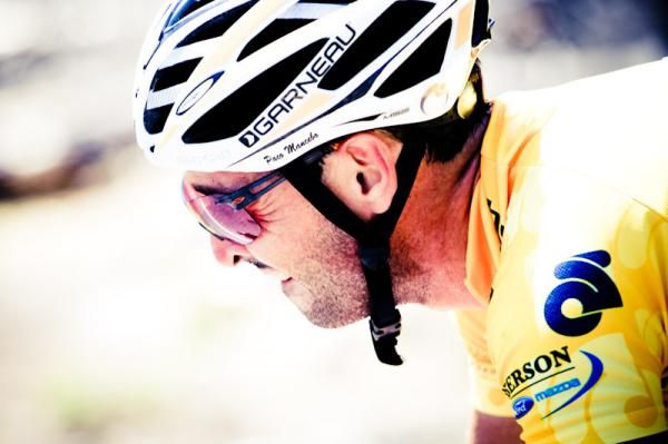 Francisco Mancebo (Realcyclist.com) starts to work hard as the road gets steeper.