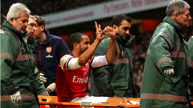 theo-walcott-gesture.jpg