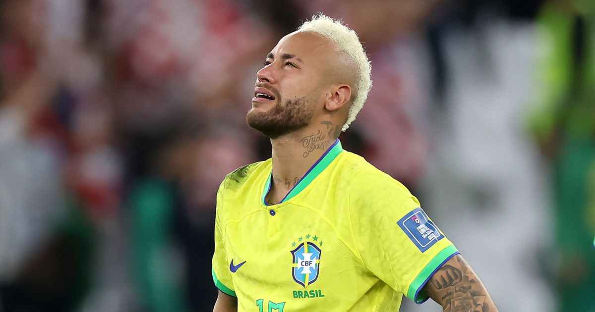 Neymar of Brazil looks dejected after their sides&#039; elimination from the tournament after a penalty shoot out loss during the FIFA World Cup Qatar 2022 quarter final match between Croatia and Brazil at Education City Stadium on December 09, 2022 in Al Rayyan, Qatar.