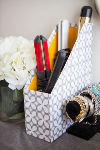 Lipstick, Stationery, Writing implement, Pen, Office supplies, Bouquet, Cosmetics, Cut flowers, Desk organizer, Paper product,