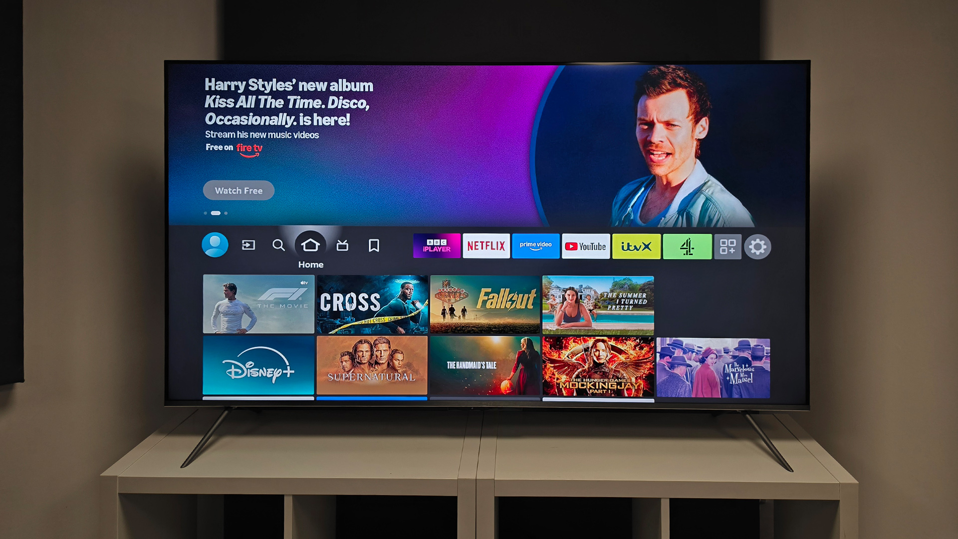 Amazon Fire TV Omni QLED (65-inch) QLED TV