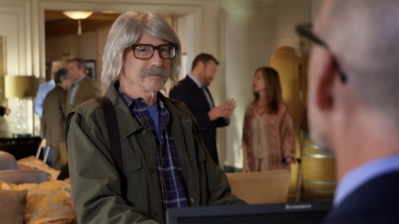 Larry in disguise in Curb Your Enthusiasm