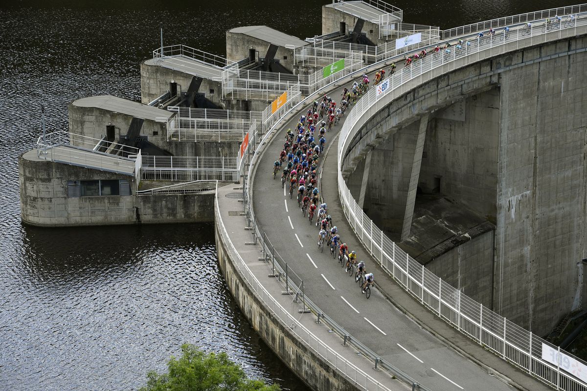 Grangent dam on stage 1 of the Dauphine