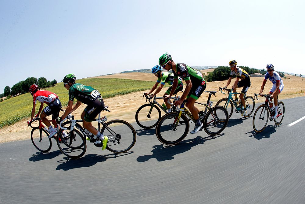 Thomas de Gendt (Lotto-Soudal), Nathan Haas (Team Cannondale-Garmin), Cyril Gautier (Europcar), Wilco Kelderman (LottoNL-Jumbo), Pierre-Luc Perichon (Bretagne-Seche Environnement) and Alexandre Geniez (FDJ)
