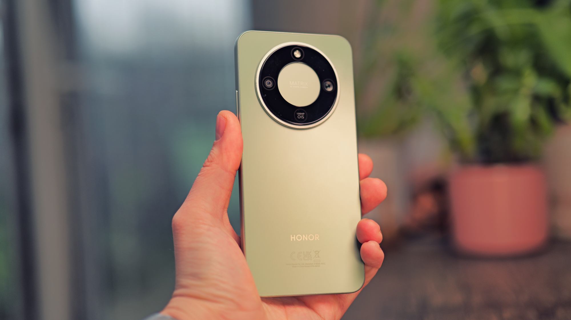 Product shots of the Honor Magic 8 Lite