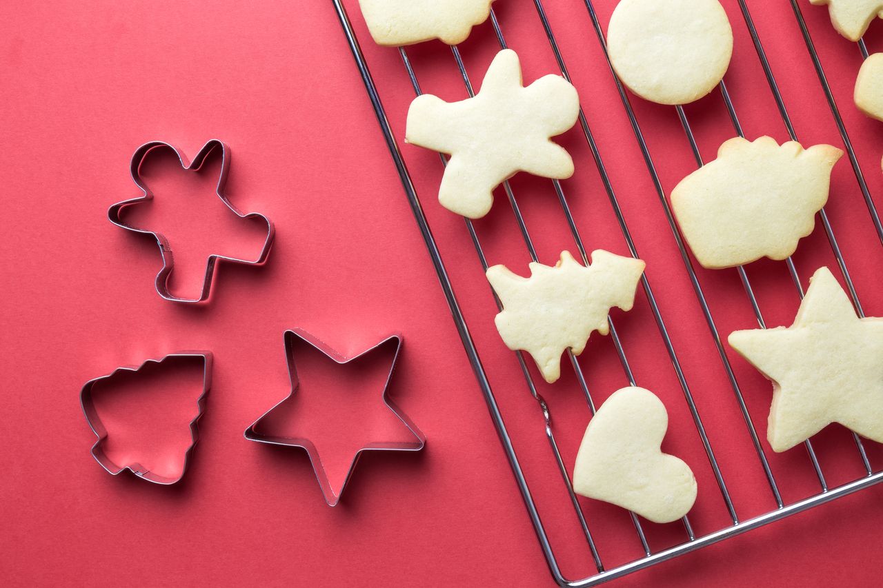 How to clean oven racks 5 expertapproved methods Real Homes