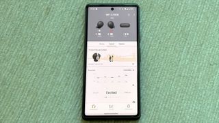 Showing Sony Headphone Connect app for WF-C700N