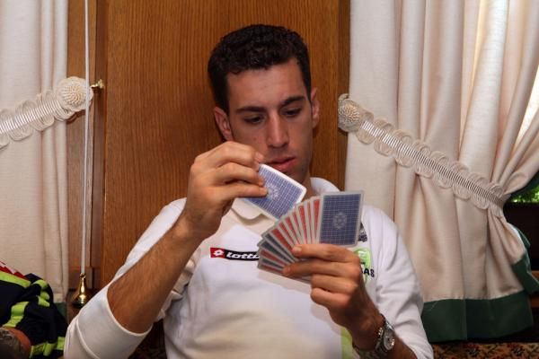 Po-Po-Po-Po-Poker face? Vincenzo Nibali (Liquigas)