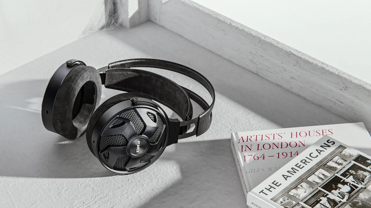 FiiO Launches Its First-ever Pair Of Headphones With The Open-back FT3 ...