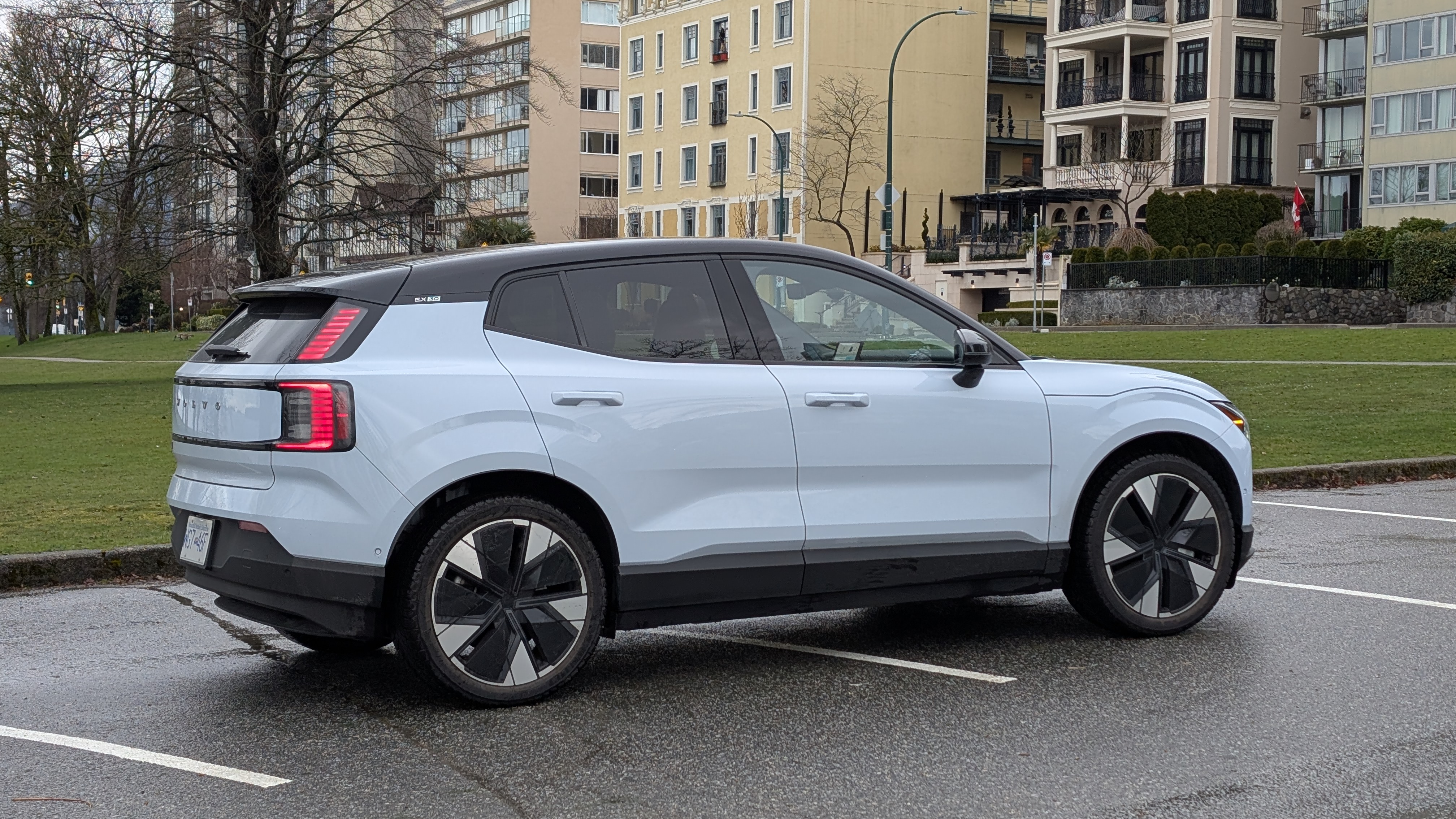 Volvo EX30