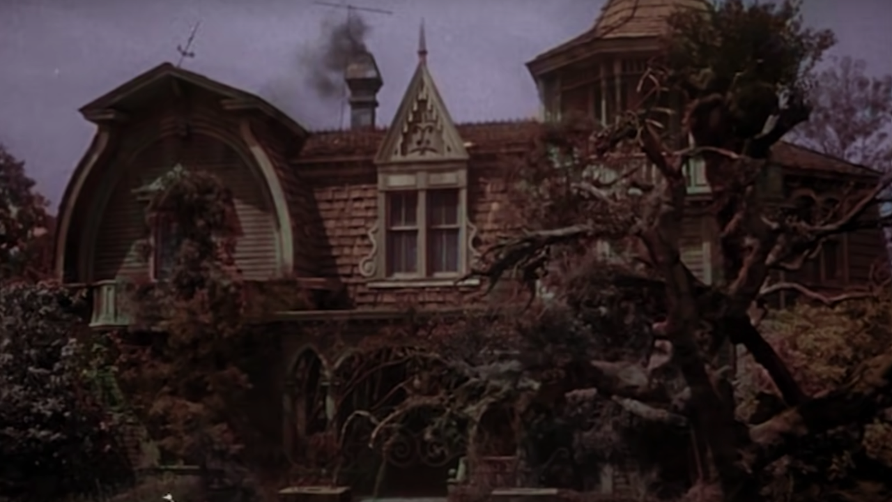 Image of 1313 Mockingbird Lane from The Munsters intro