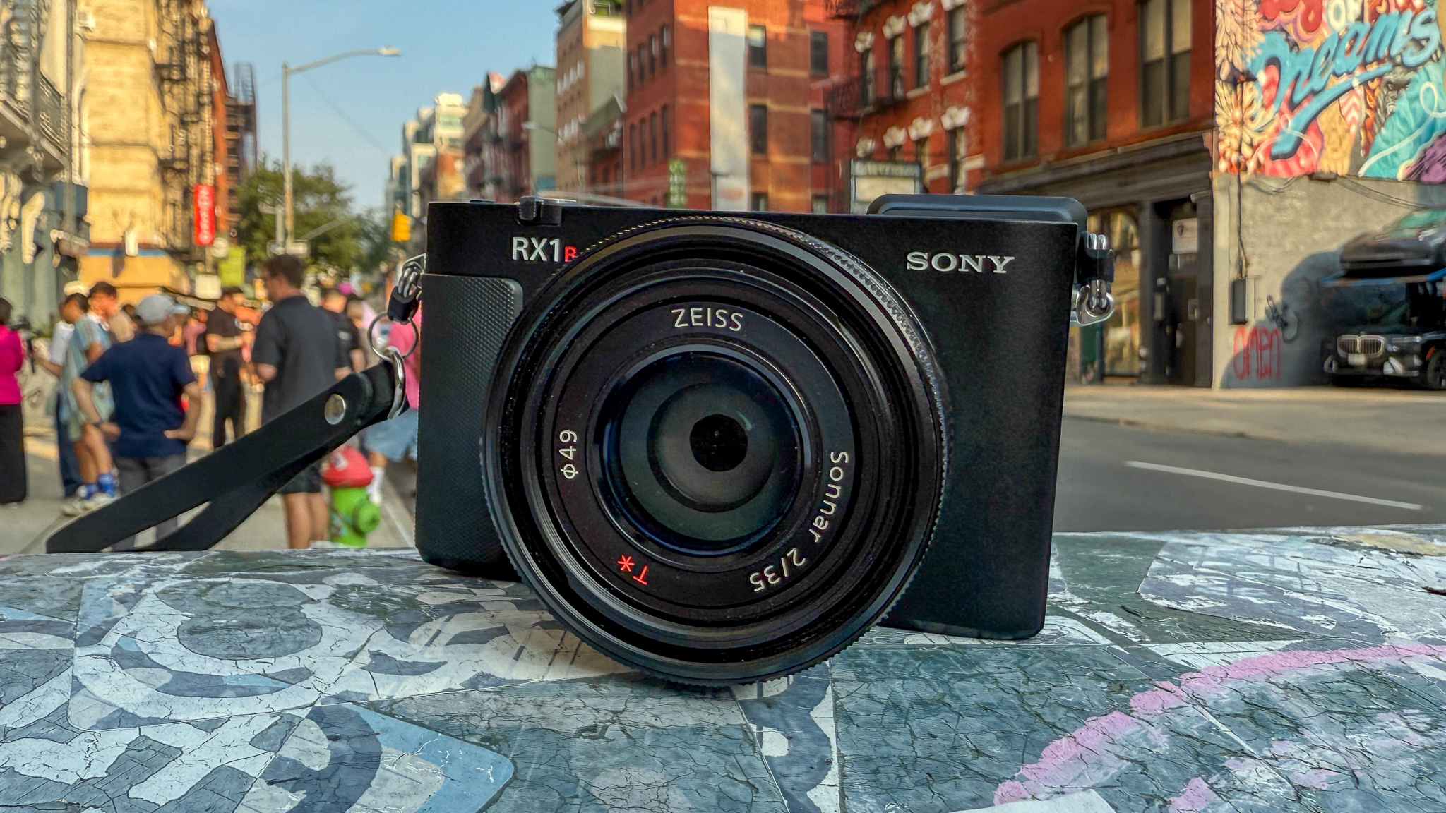 Sony RX1R III - Front of camera body