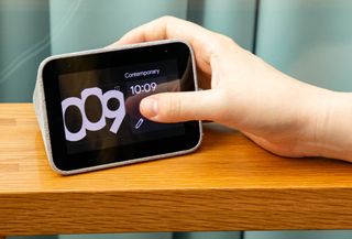 Lenovo Smart Clock