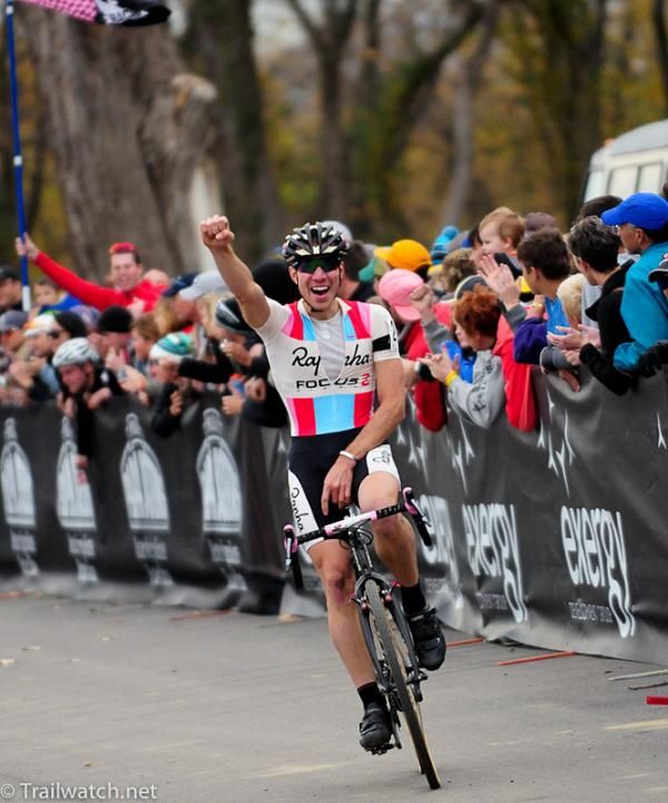 Jeremy Powers (Rapha-Focus) takes day one in Louisville