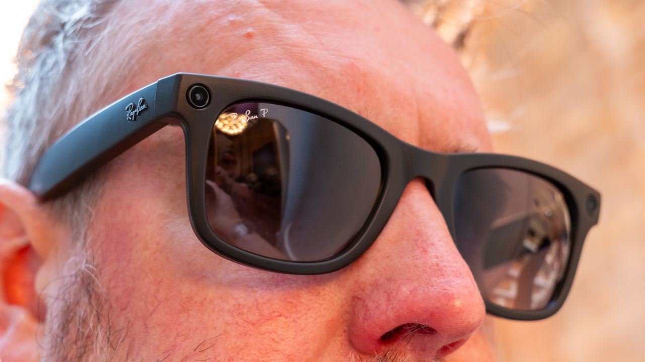 Here's a Ray-Ban Meta glasses update everyone will approve of – no privacy light, no camera