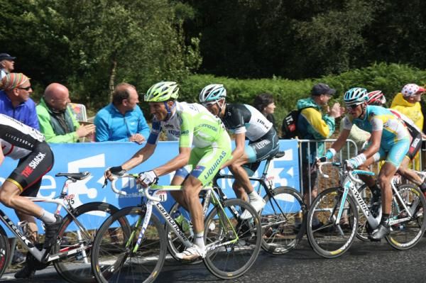 Ivan Basso (Liquigas Cannondale) couldn't quite hold the pace of the front group.