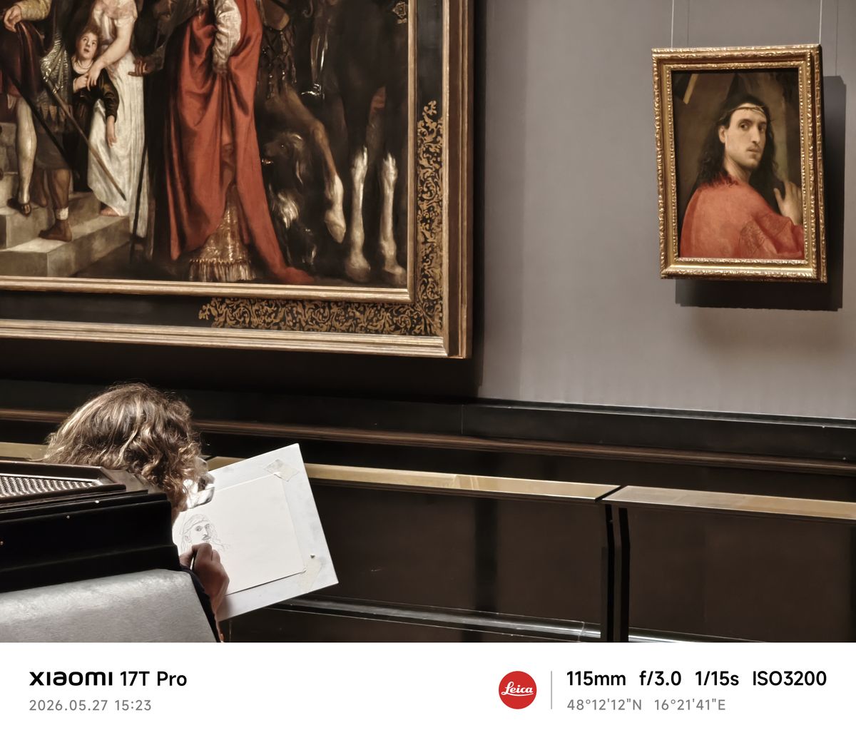 A man drawing in the Kunsthistorisches Museum