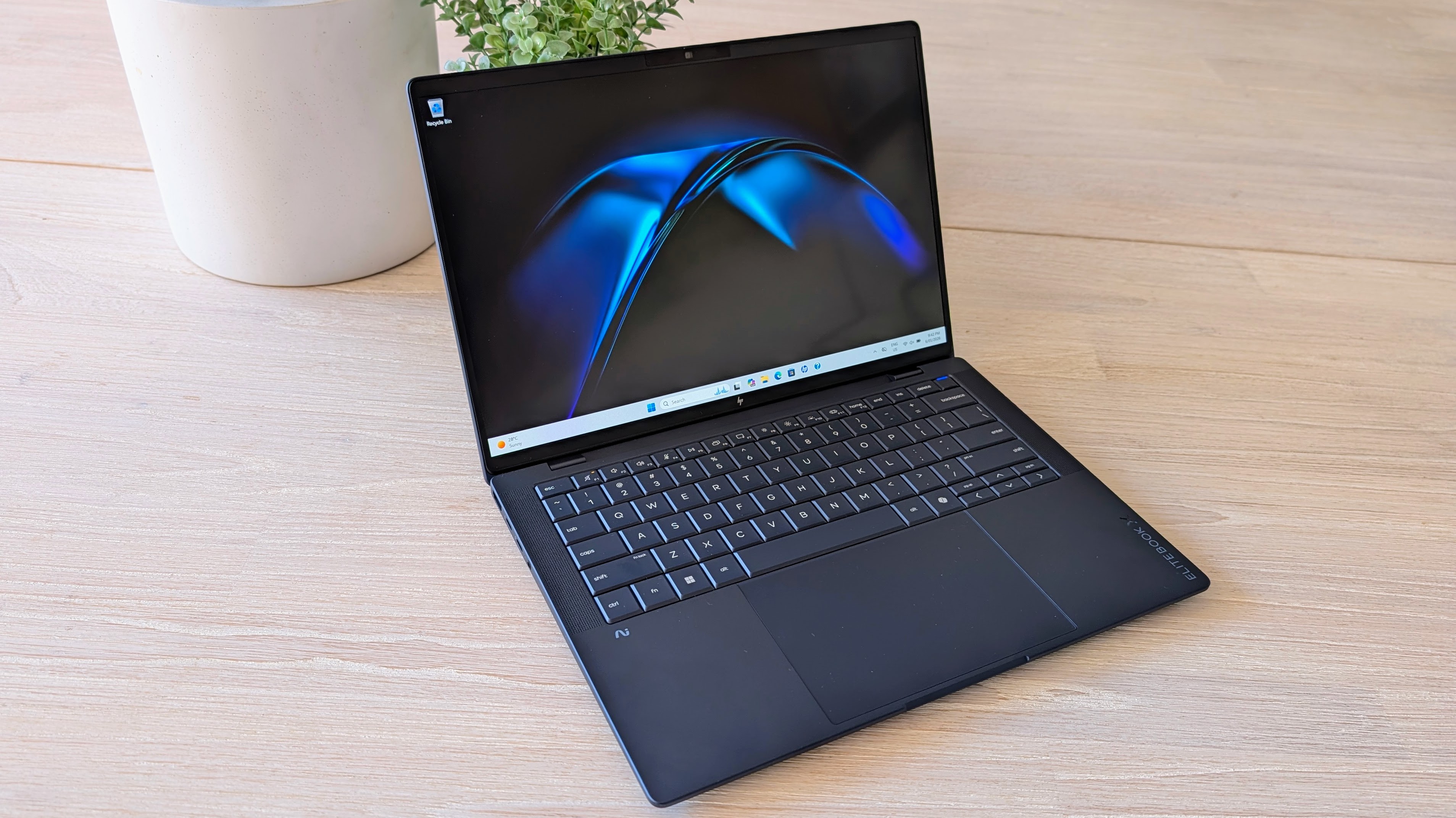 HP EliteBook X G2i laptop